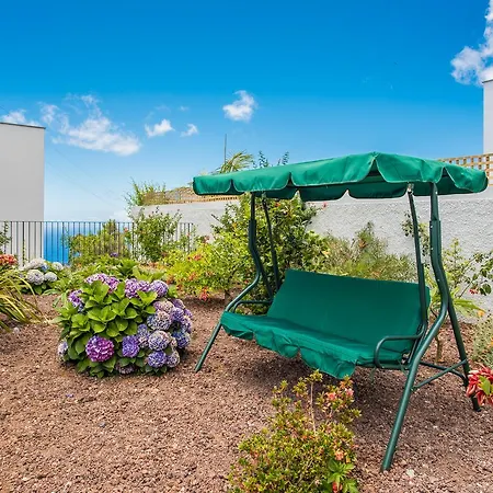 Villa Enjoy - By Lovelystay Lombo da Velha Exterior photo
