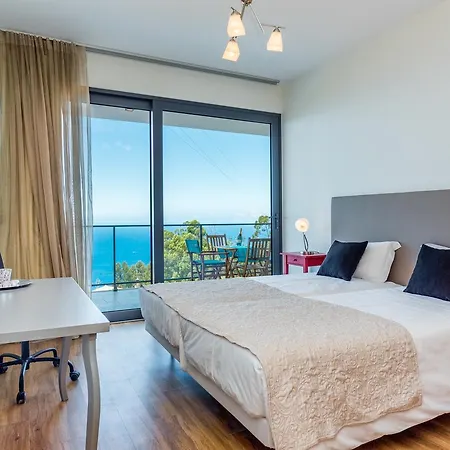 Villa Enjoy - By Lovelystay Lombo da Velha Exterior photo